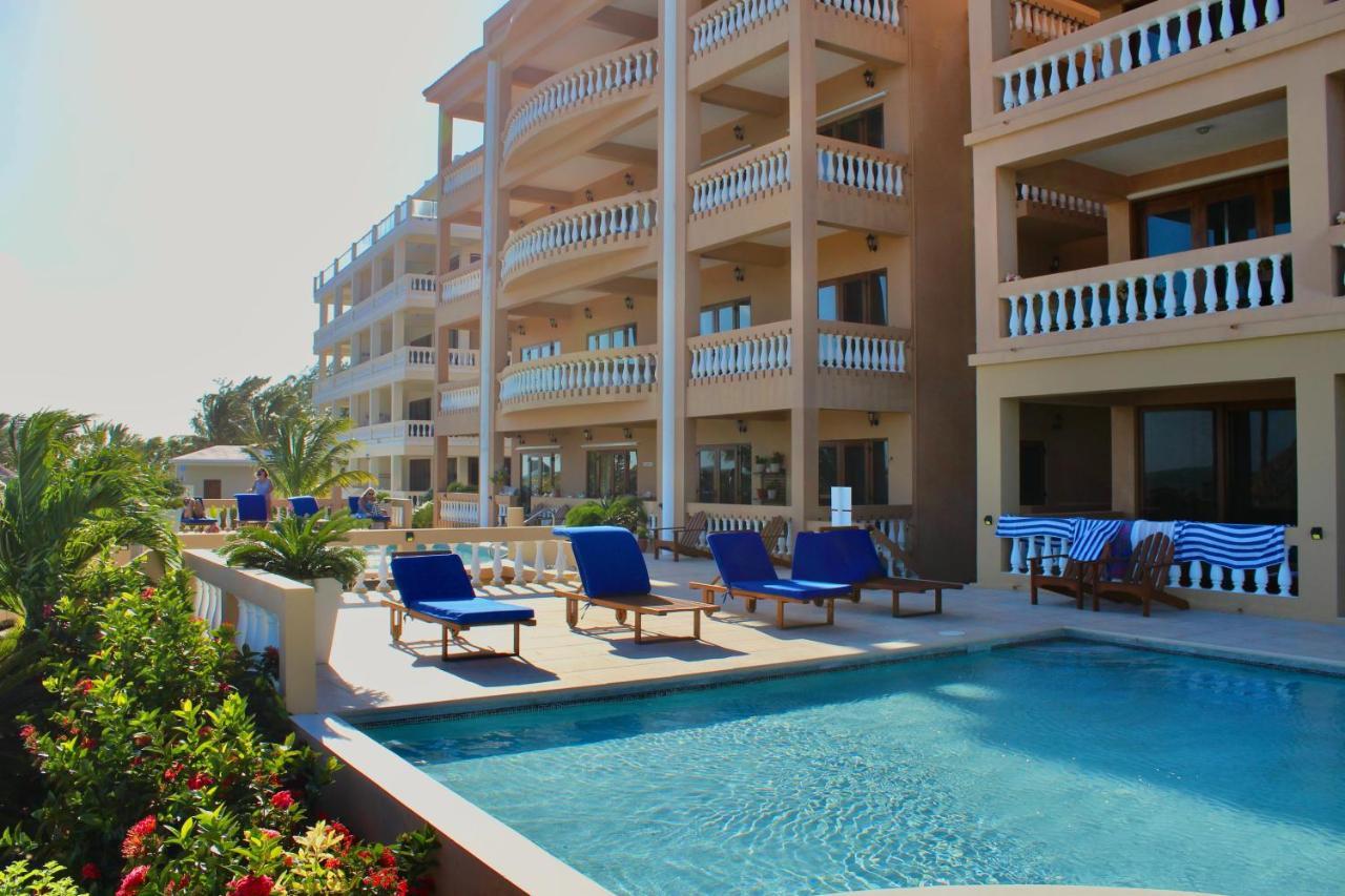Hol Chan Reef Resort & Villas Сан Педро Екстериор снимка