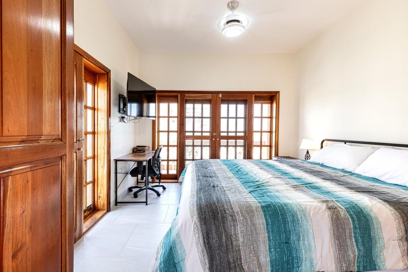 Hol Chan Reef Resort & Villas Сан Педро Екстериор снимка