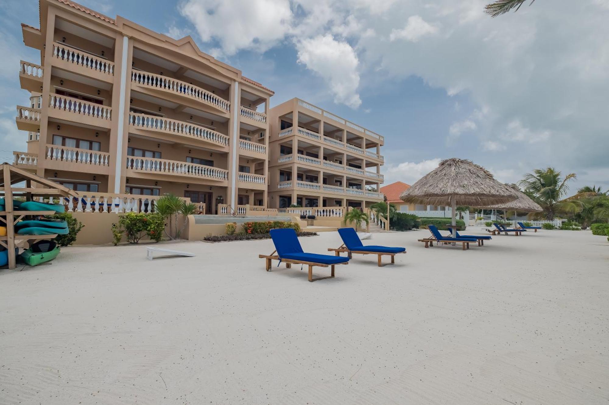 Hol Chan Reef Resort & Villas Сан Педро Екстериор снимка